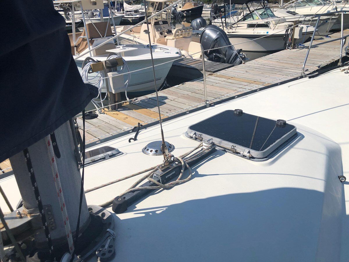 1984-cc-yachts-34-8-08517b