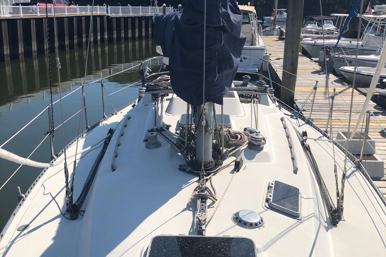 1984-cc-yachts-34-8-08517b