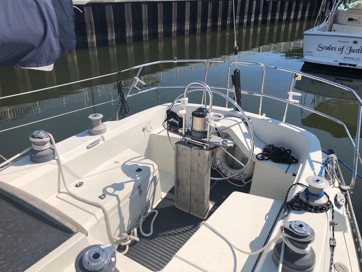 1984-cc-yachts-34-8-08517b