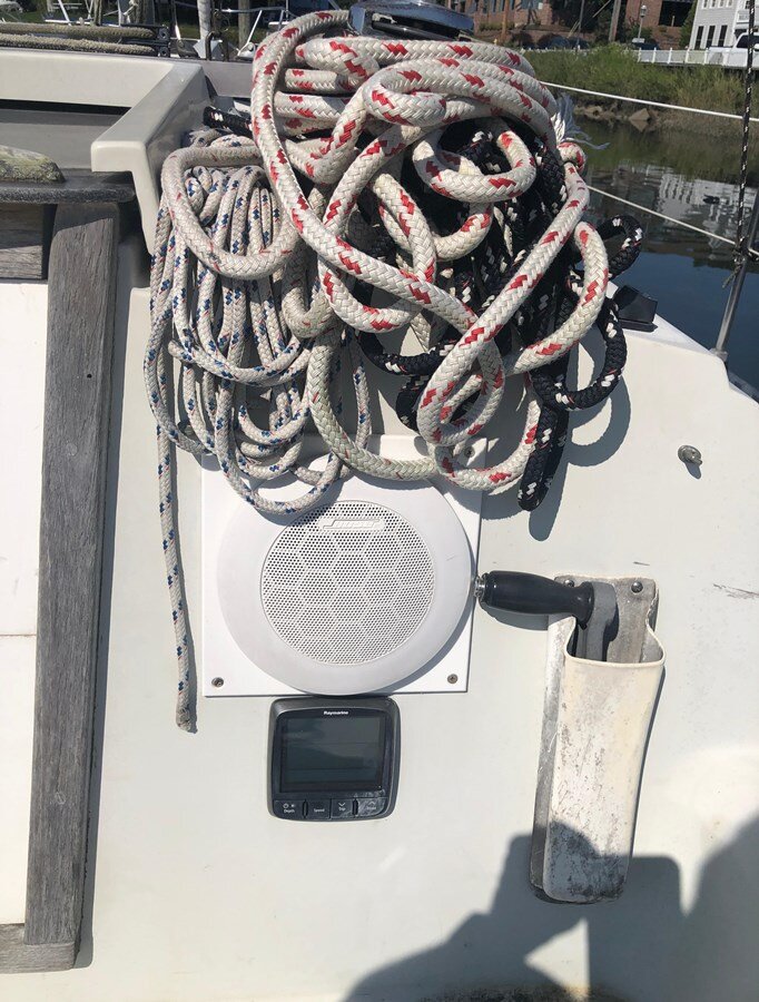 1984-cc-yachts-34-8-08517b