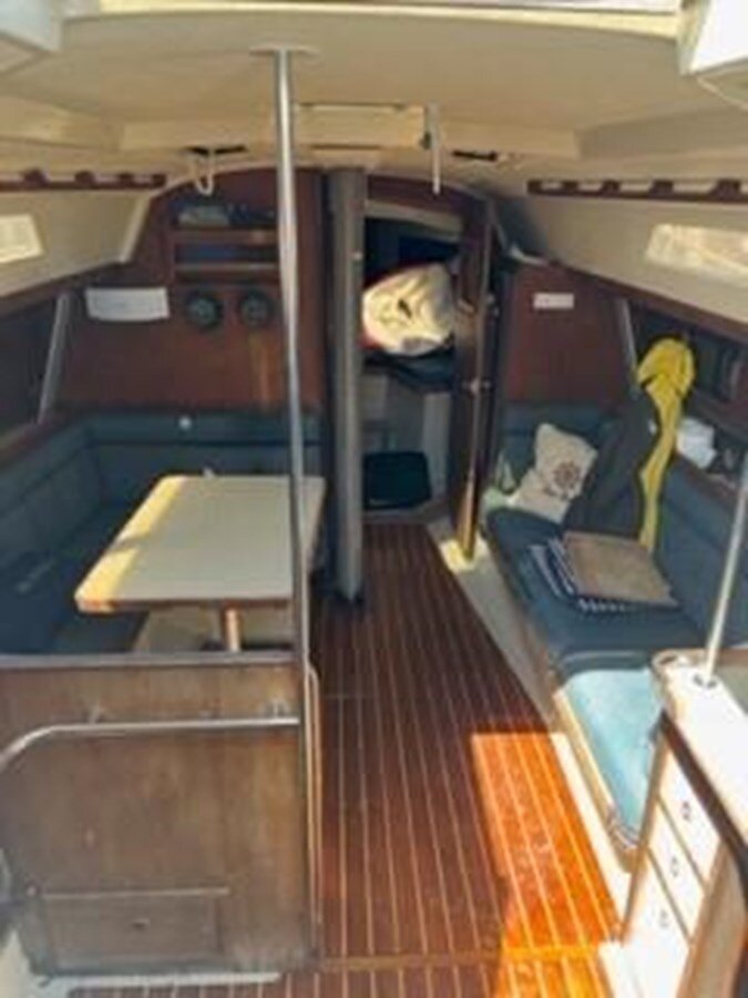 1984-cc-yachts-34-8-08517b