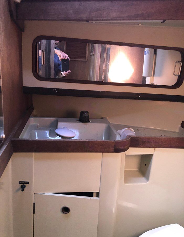 1984-cc-yachts-34-8-08517b