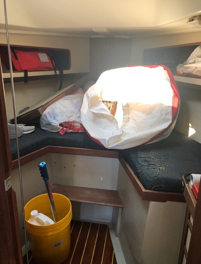 1984-cc-yachts-34-8-08517b