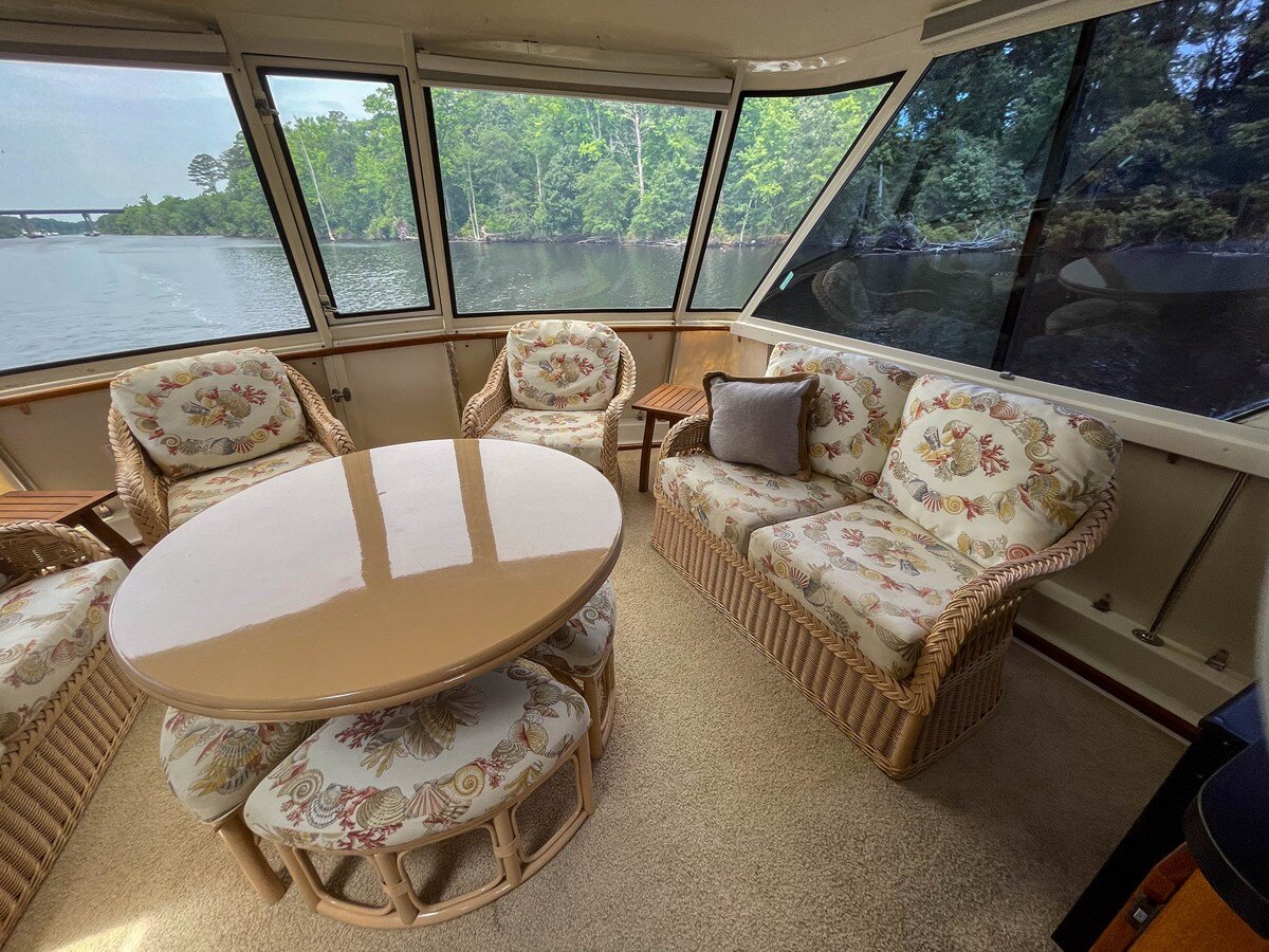 1984-hatteras-53-75fd50