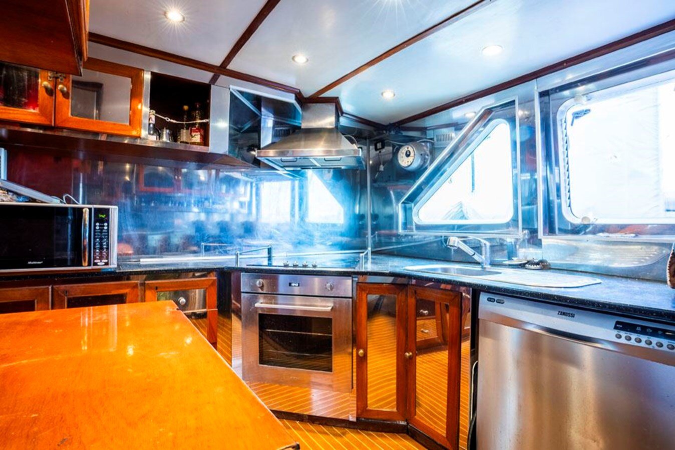 1984-tecnavi-79-b14ef4