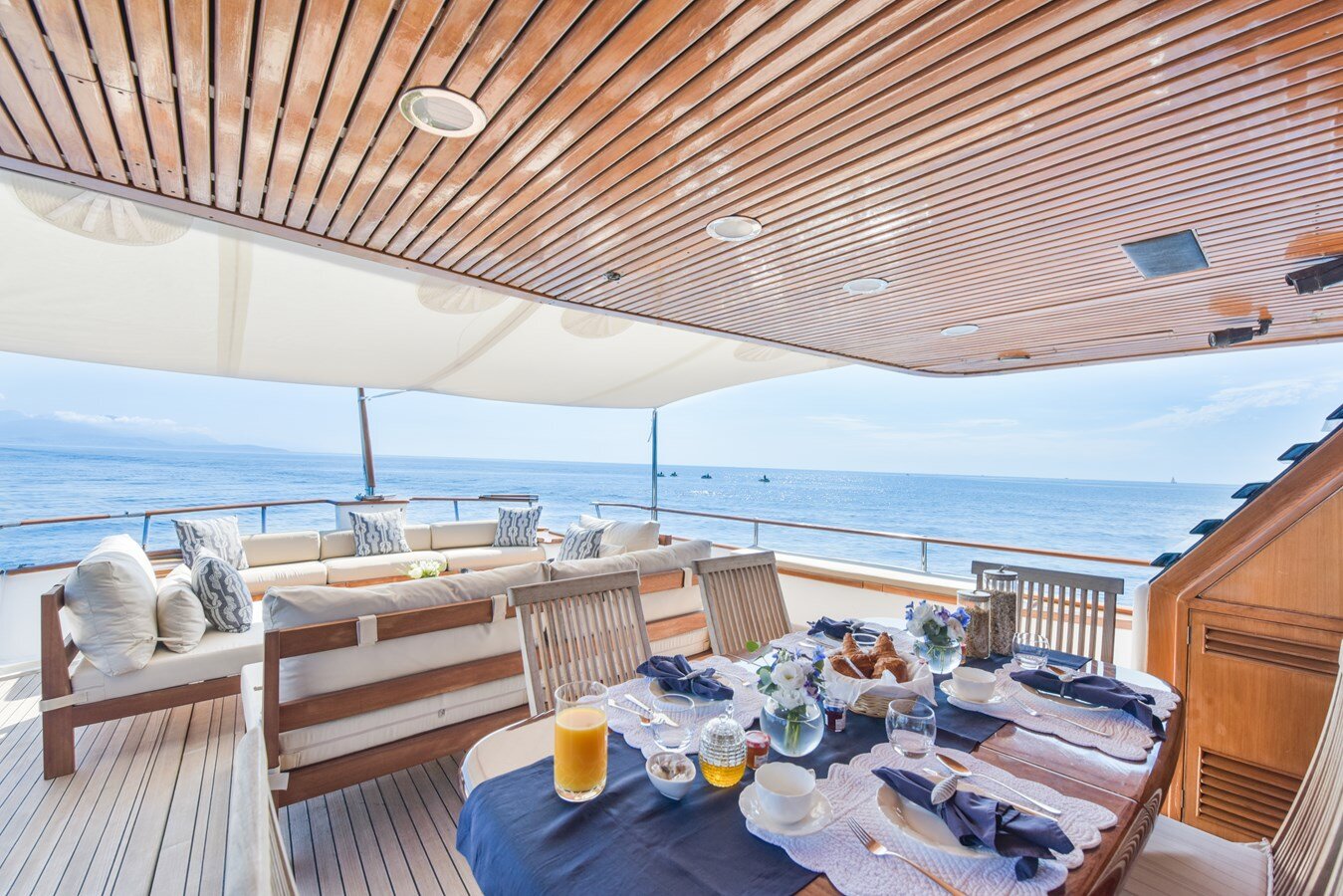 1984 W.A. SOUTER & SONS 111' 7