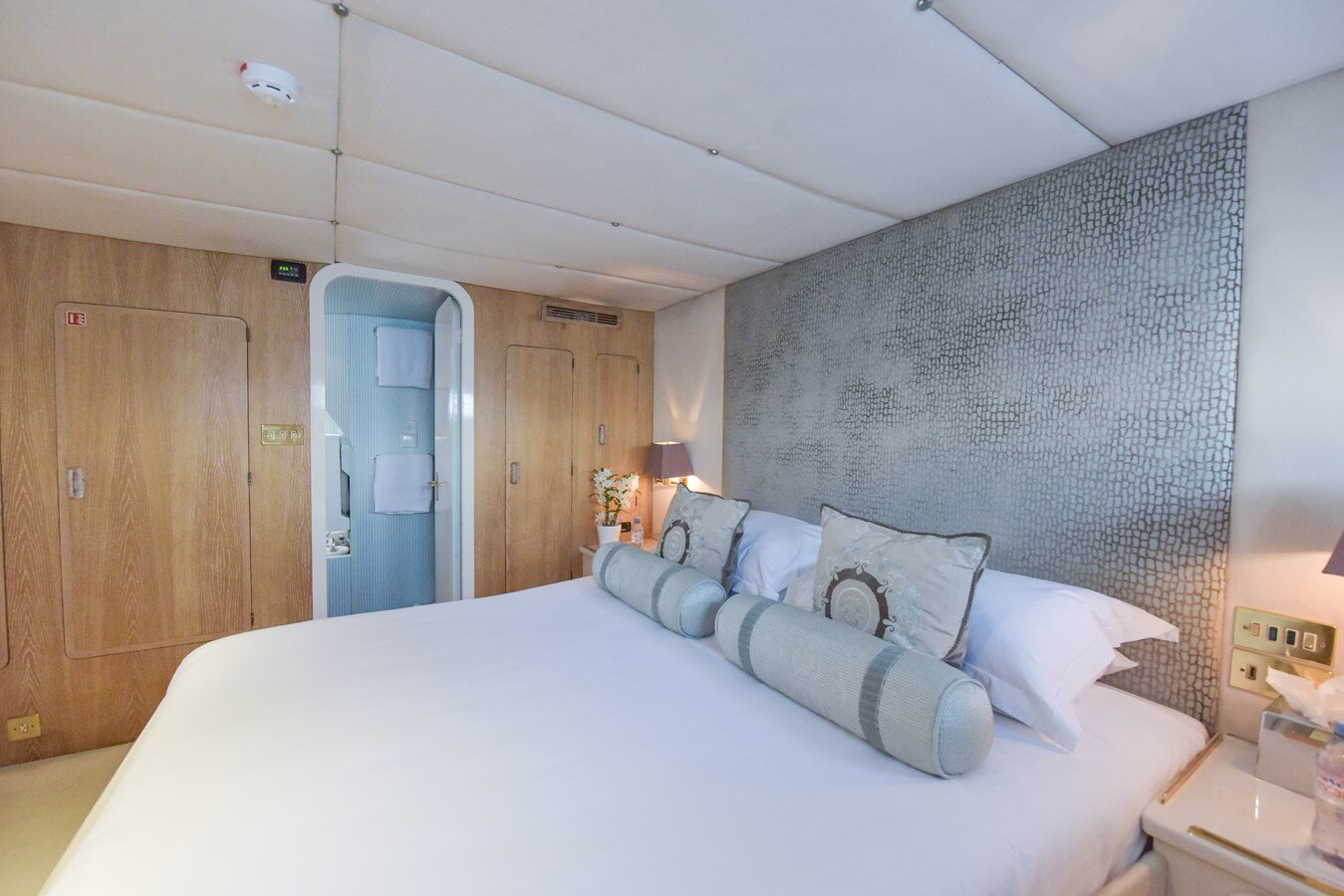 1984 W.A. SOUTER & SONS 111' 7