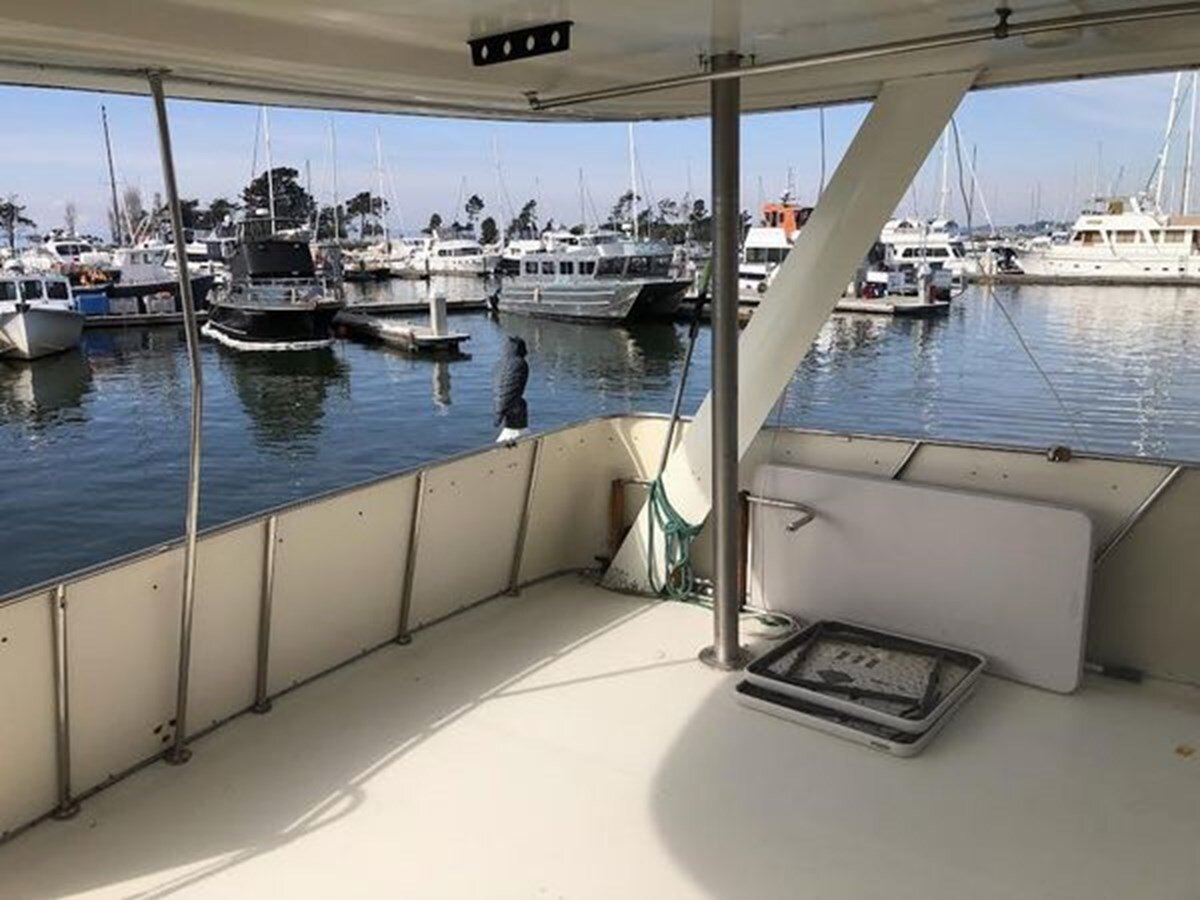 1985-bluewater-yachting-46-a75255