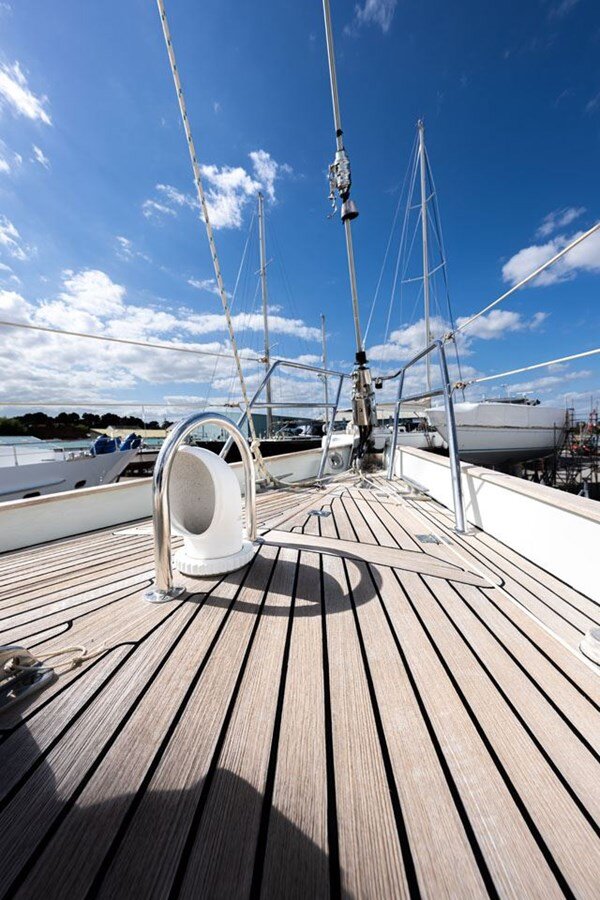 1985-camper-nicholsons-47-3-78aab8