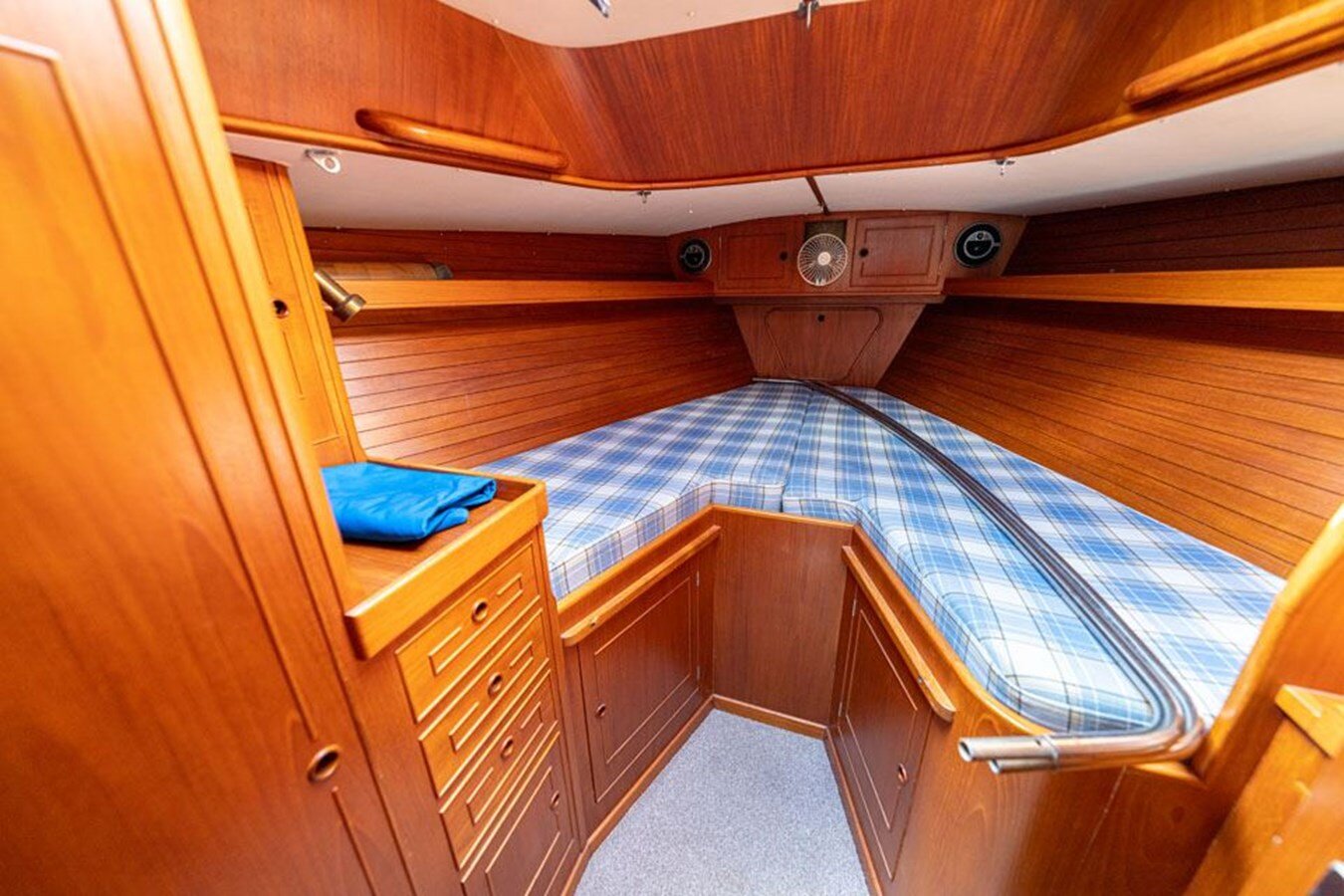 1985-camper-nicholsons-47-3-78aab8