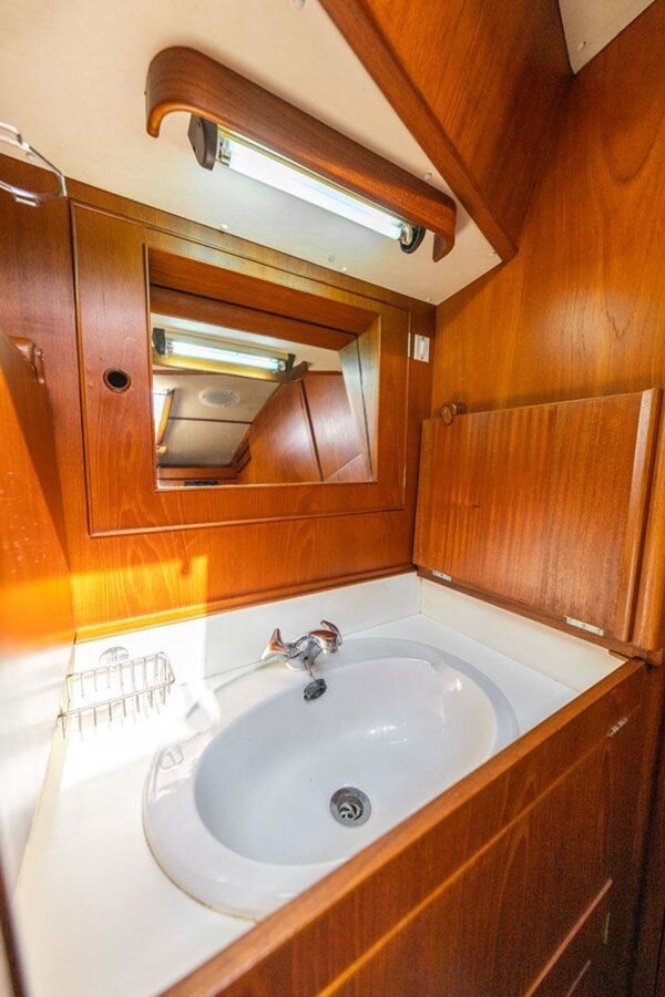 1985-camper-nicholsons-47-3-78aab8