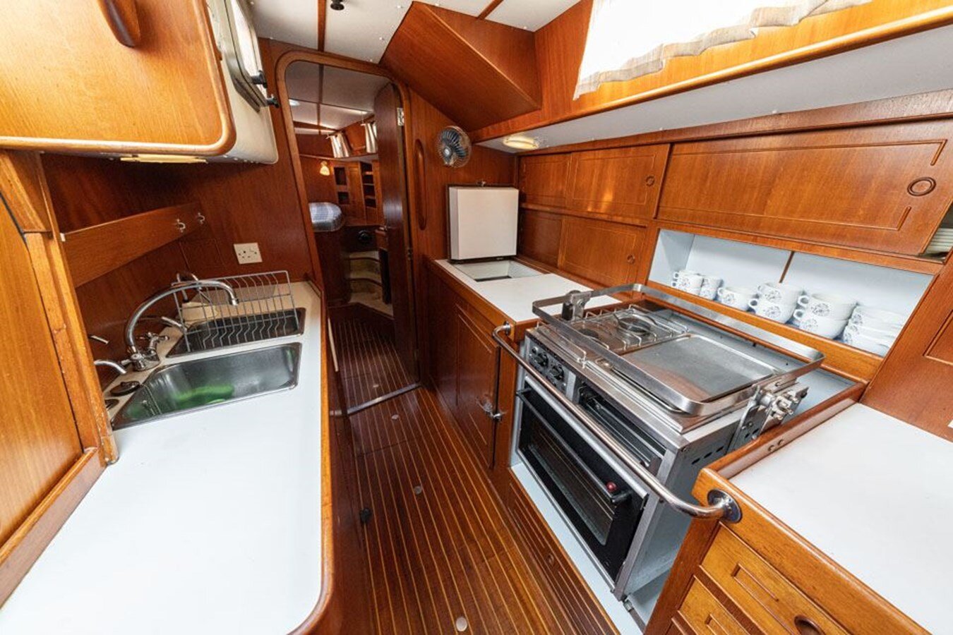 1985-camper-nicholsons-47-3-78aab8