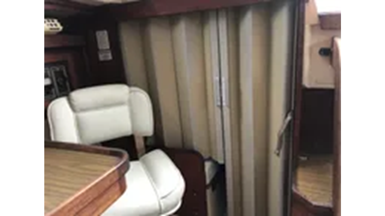 1985-catalina-36-3-409820