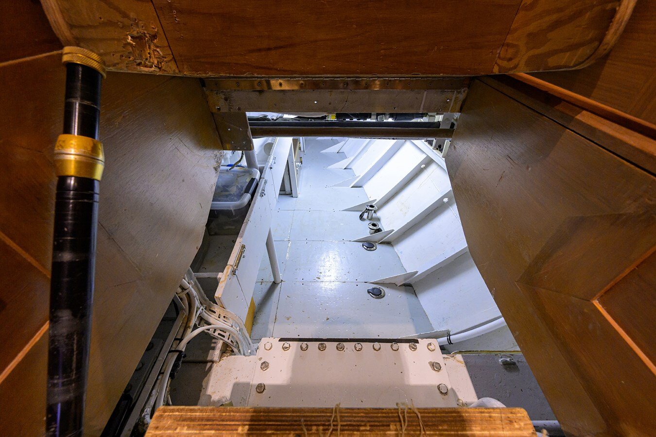 1985-feadship-87-63ea05