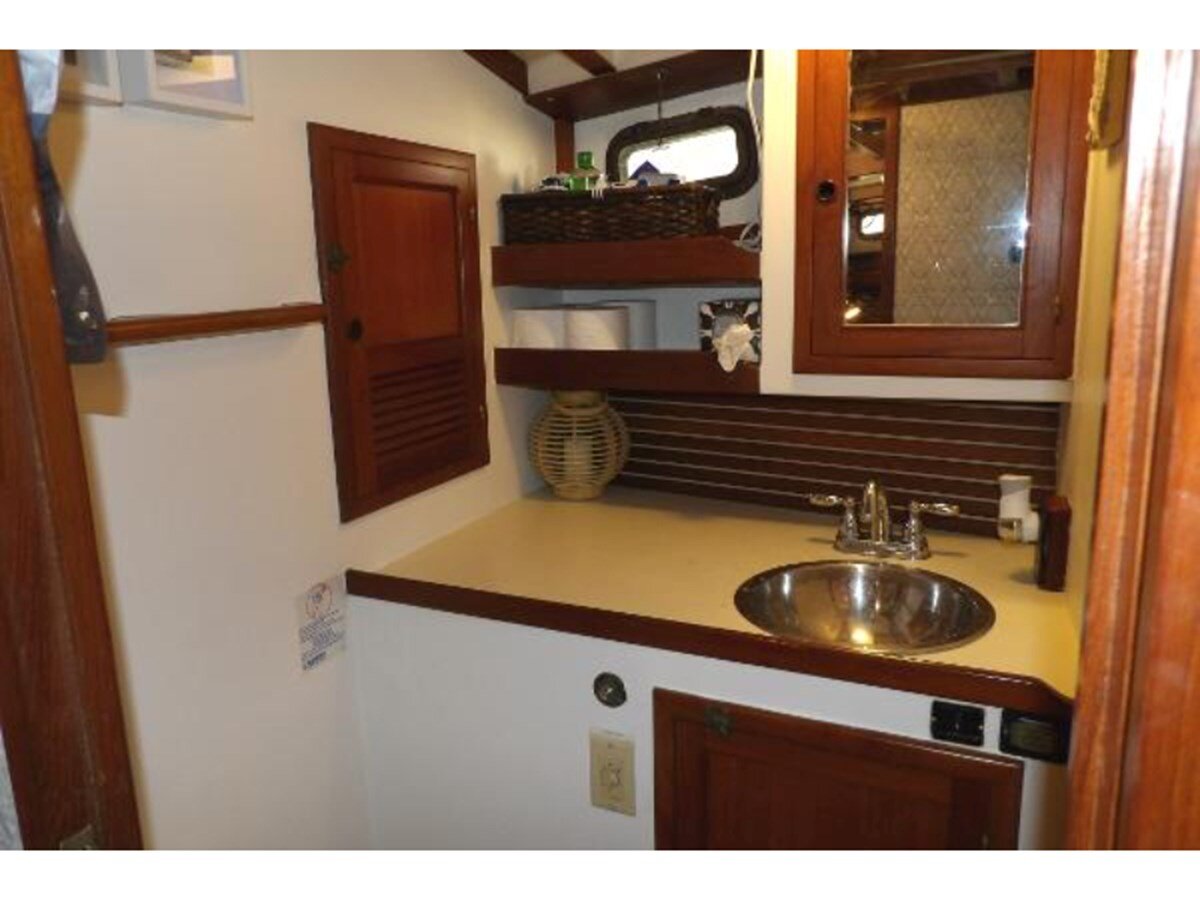 1985-kadey-krogen-42-040284