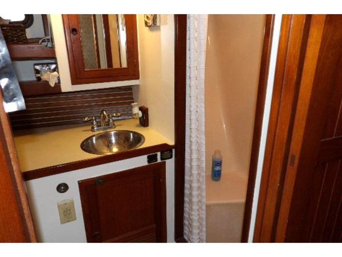 1985-kadey-krogen-42-040284