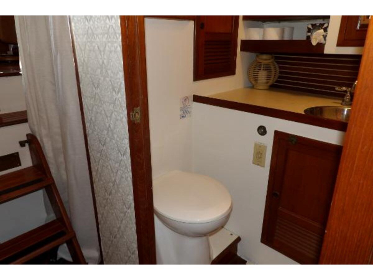 1985-kadey-krogen-42-040284