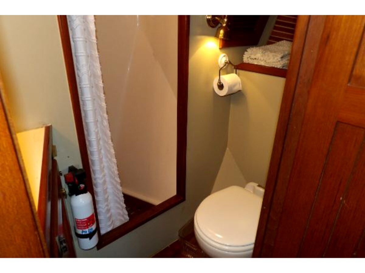 1985-kadey-krogen-42-040284