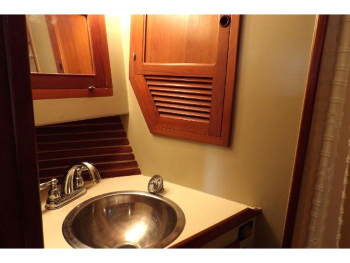 1985-kadey-krogen-42-040284