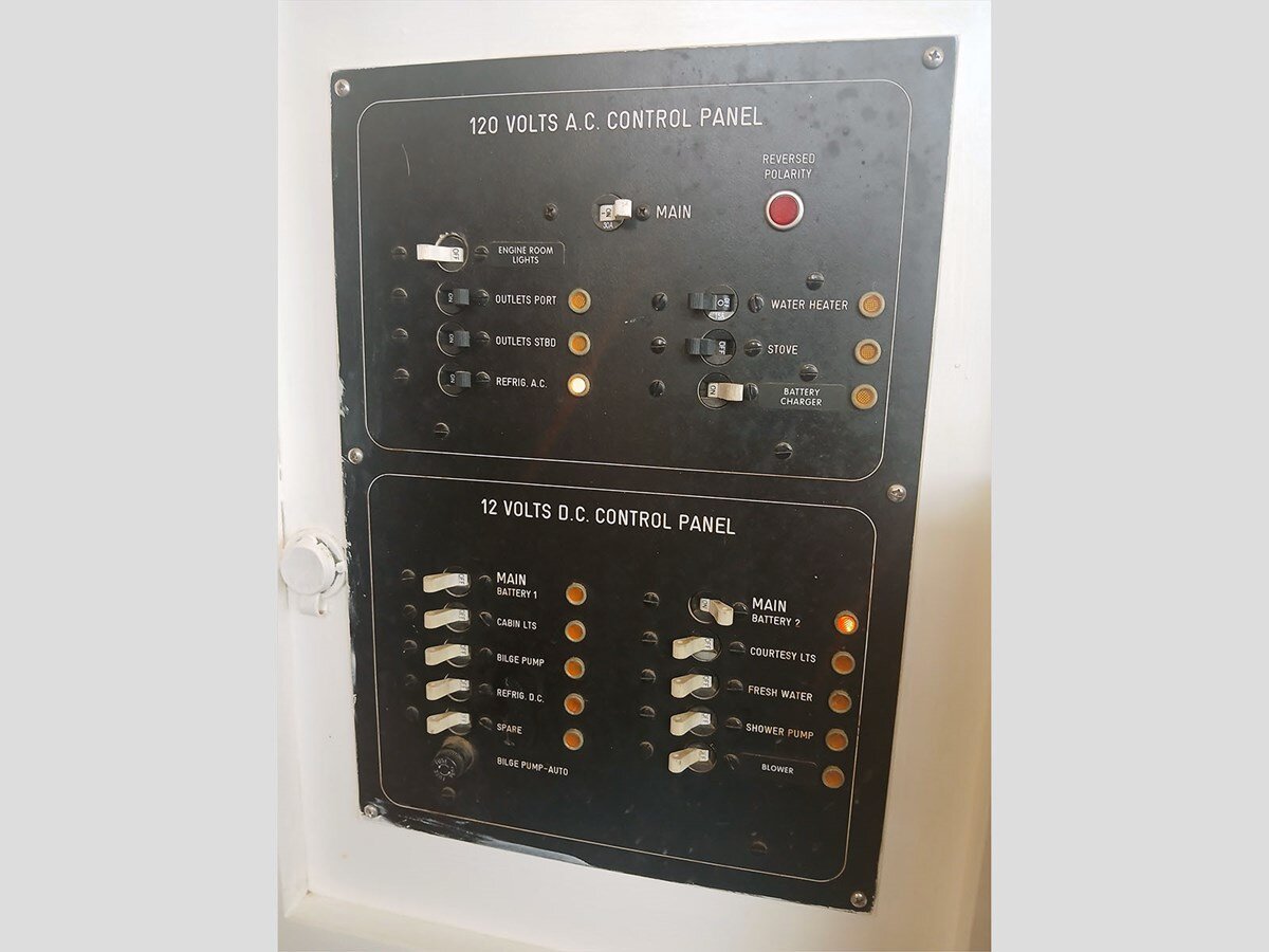 1985-mainship-34-1-cf46ad