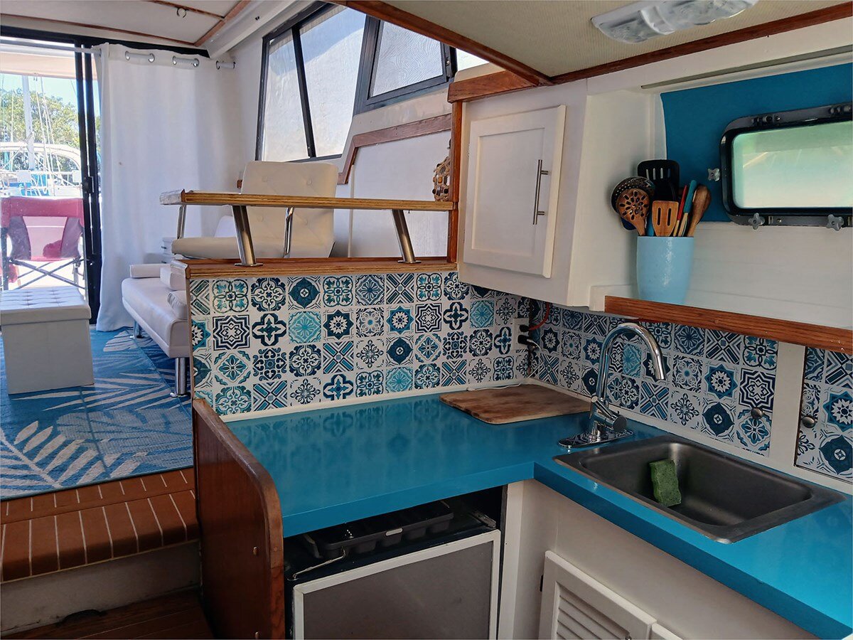 1985-mainship-34-1-cf46ad