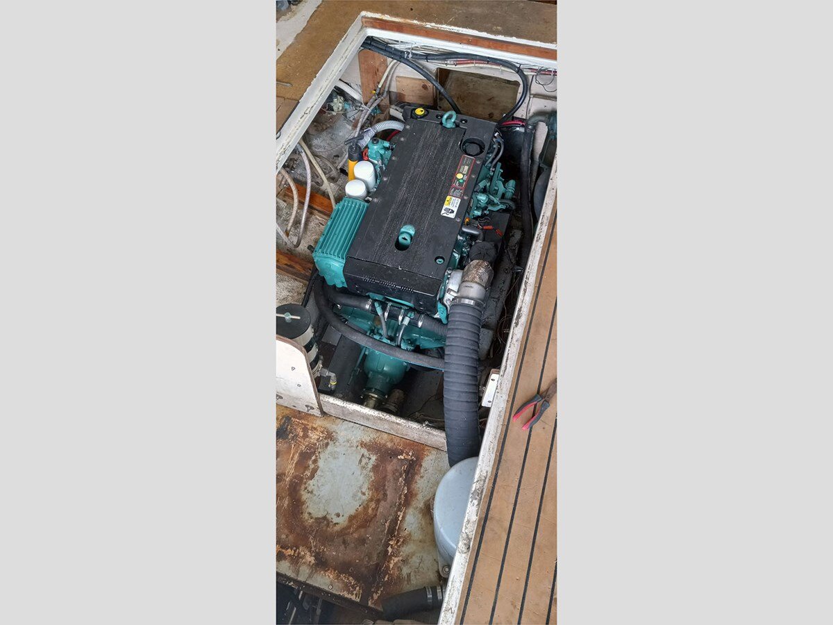 1985-mainship-34-1-cf46ad