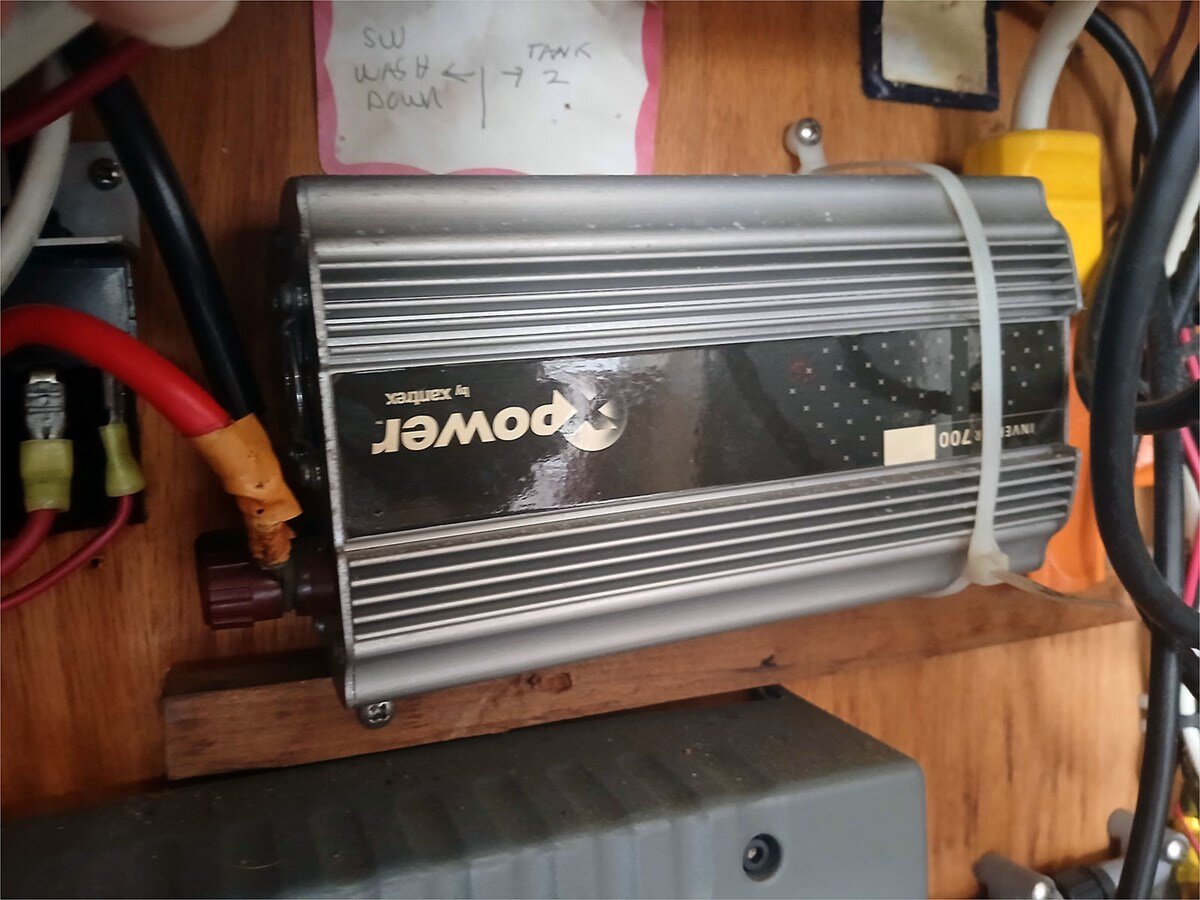 1985-mainship-34-1-cf46ad