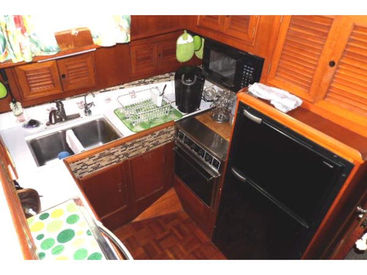 1985-present-yachts-40-7dce8f