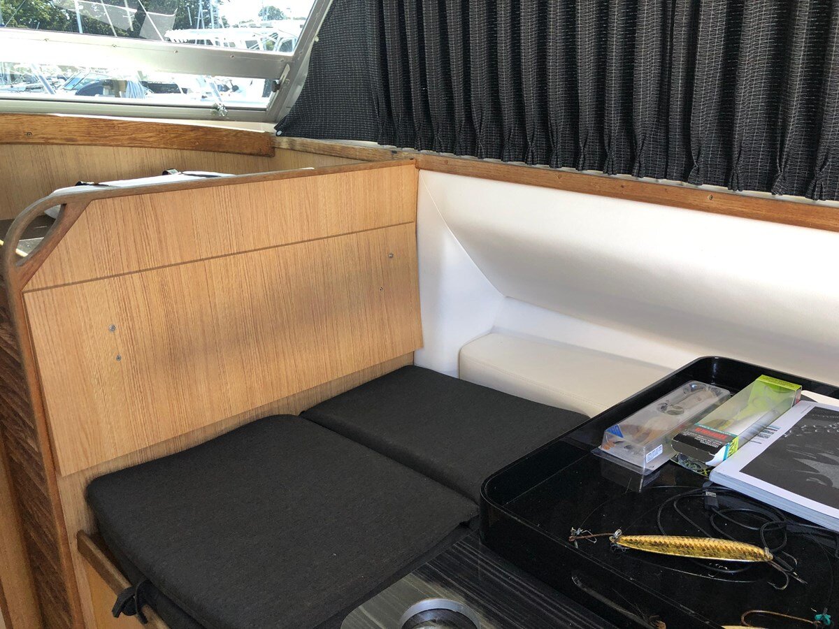 1986-bertram-28-6-09c678