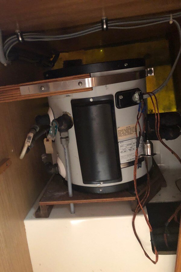 1986-bertram-28-6-09c678