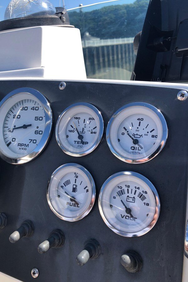 1986-bertram-28-6-09c678