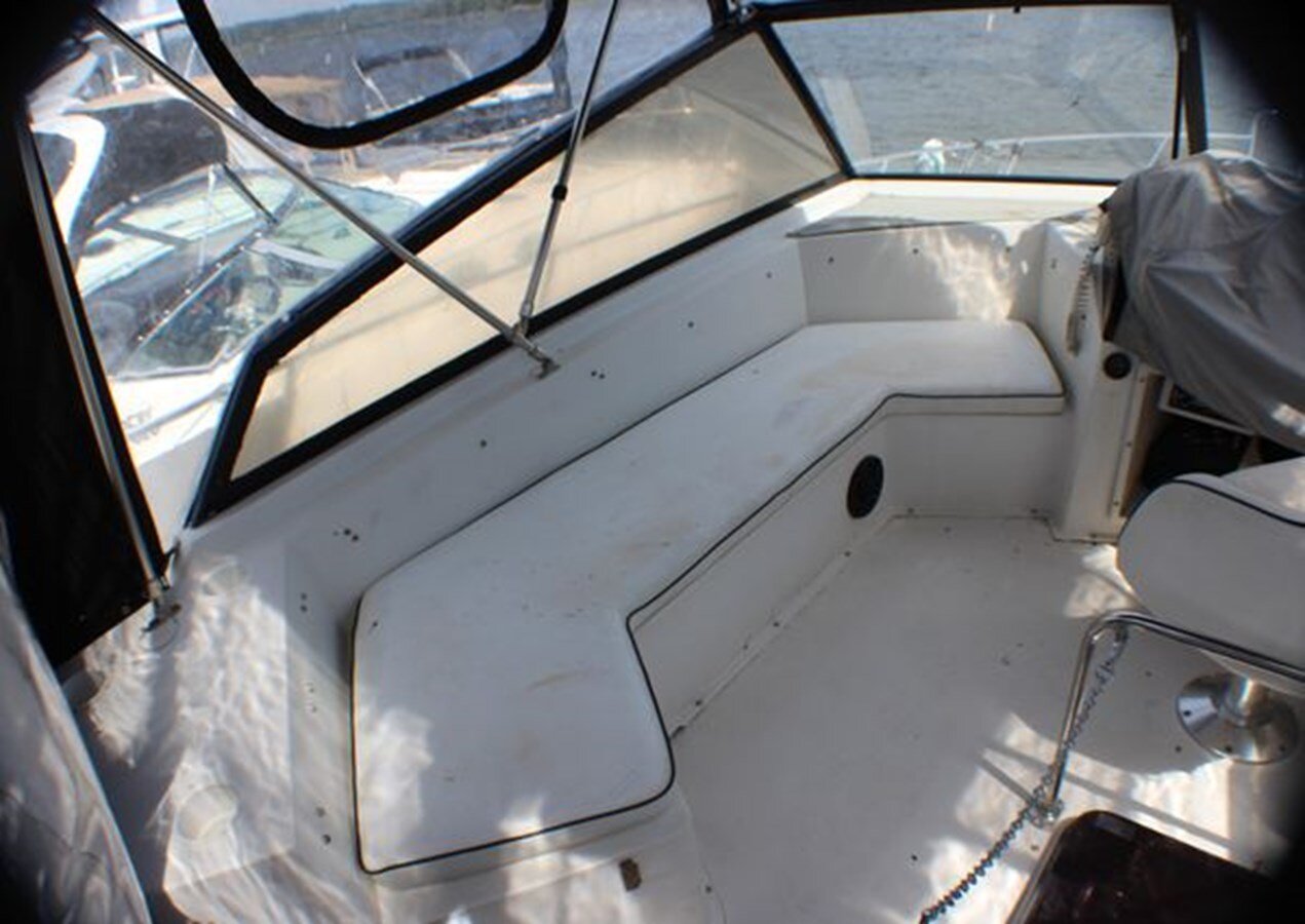 1986-carver-32-2aed6b