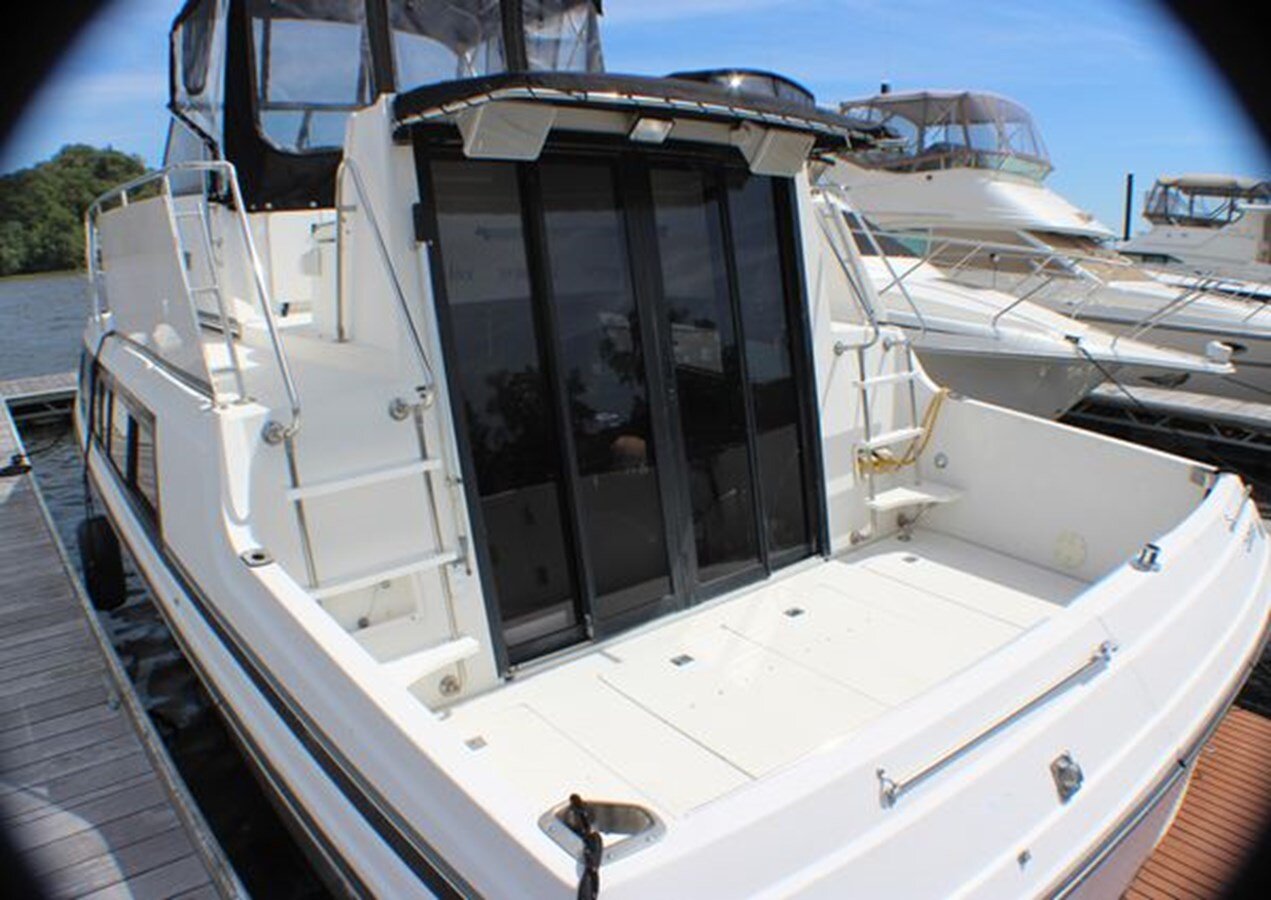 1986-carver-32-2aed6b