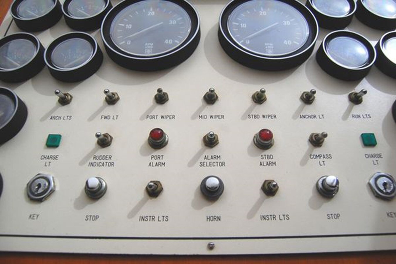 1986-defever-50-9-94e73b