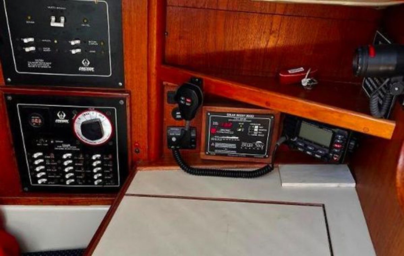 1986-ericson-yachts-32-6-6bd84b