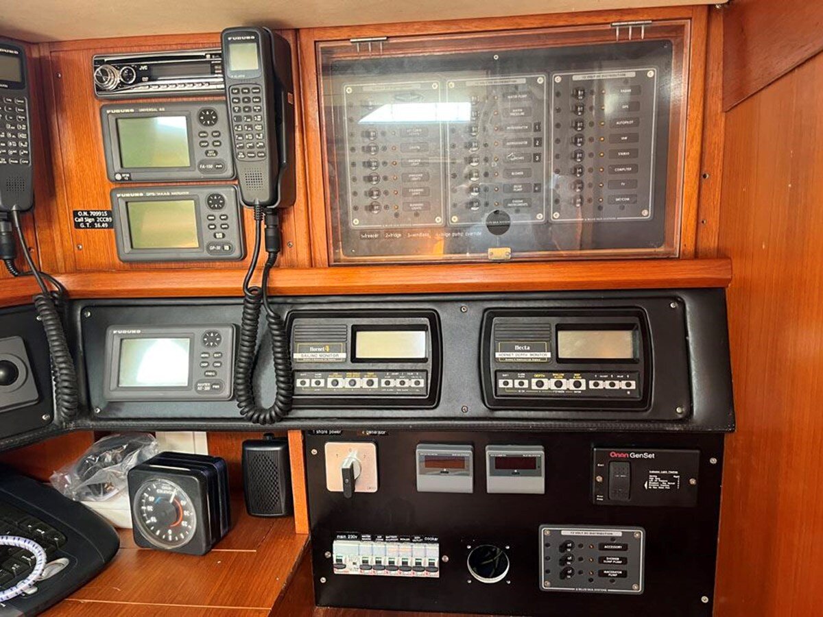 1986-nautor-swan-42-11-6f2035