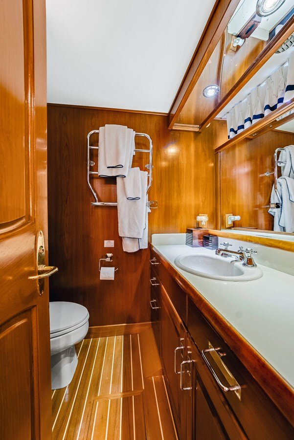 1986-westportchristensen-95-e67142