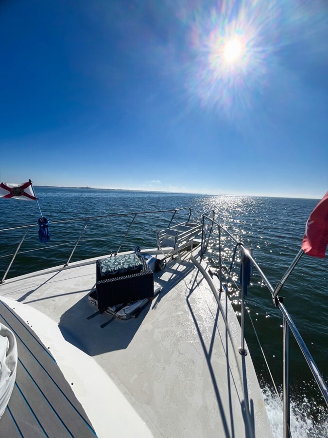 1987-blue-water-42-6-d9dbdd