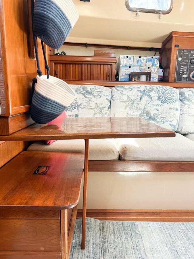 1987-island-packet-38-e99701