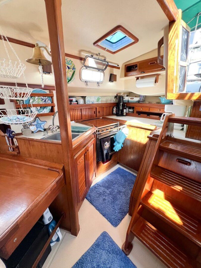 1987-island-packet-38-e99701