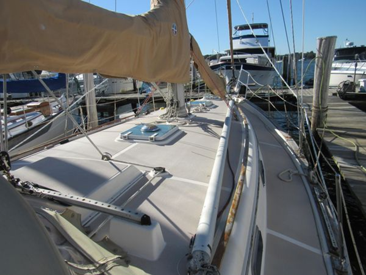 1987-island-packet-yachts-41-6-a0cdb9