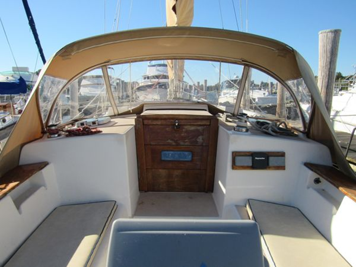 1987-island-packet-yachts-41-6-a0cdb9