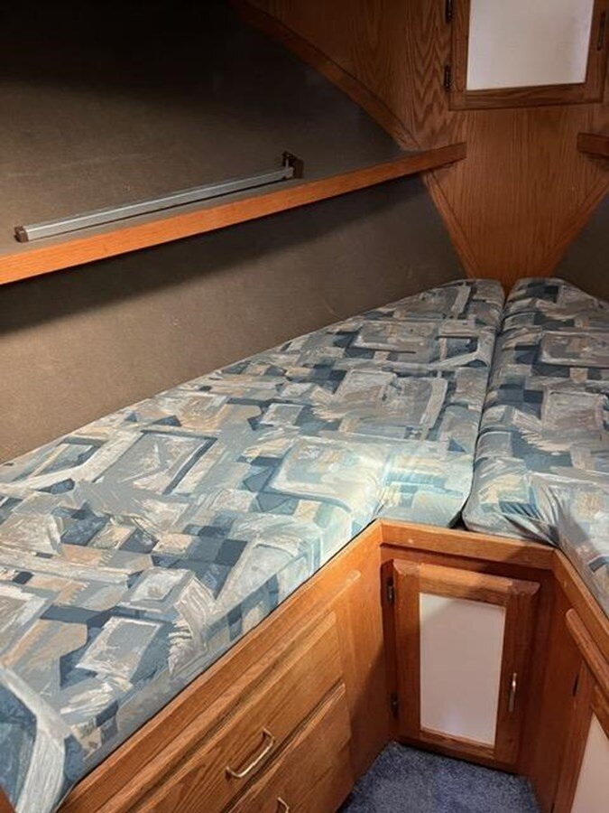 1987-mainship-36-43be20