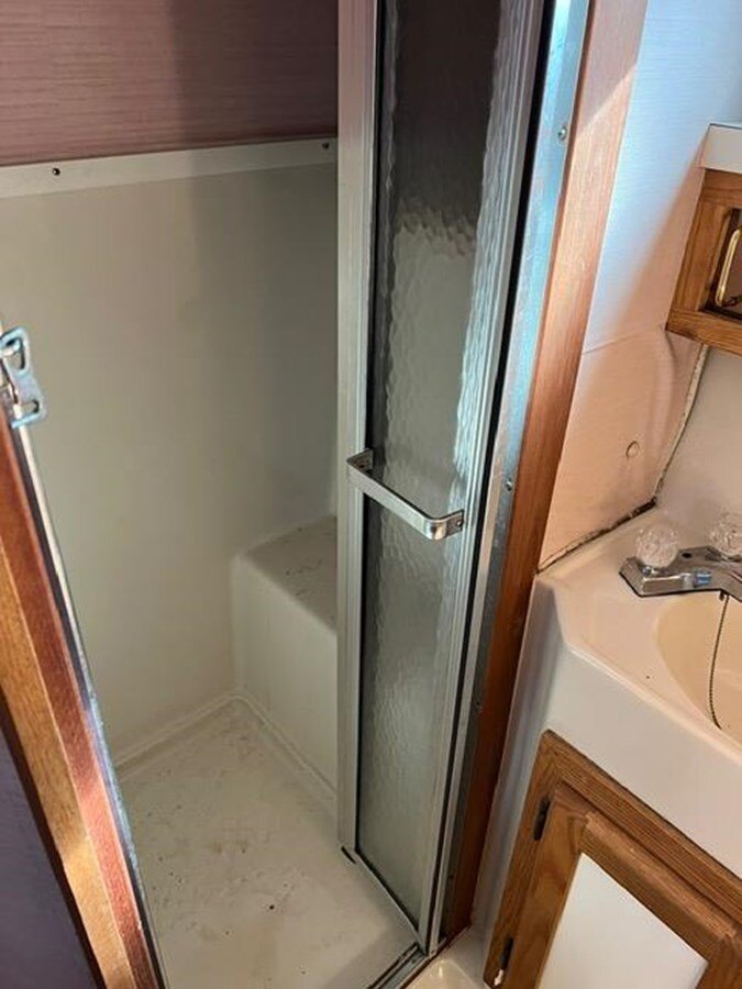 1987-mainship-36-43be20