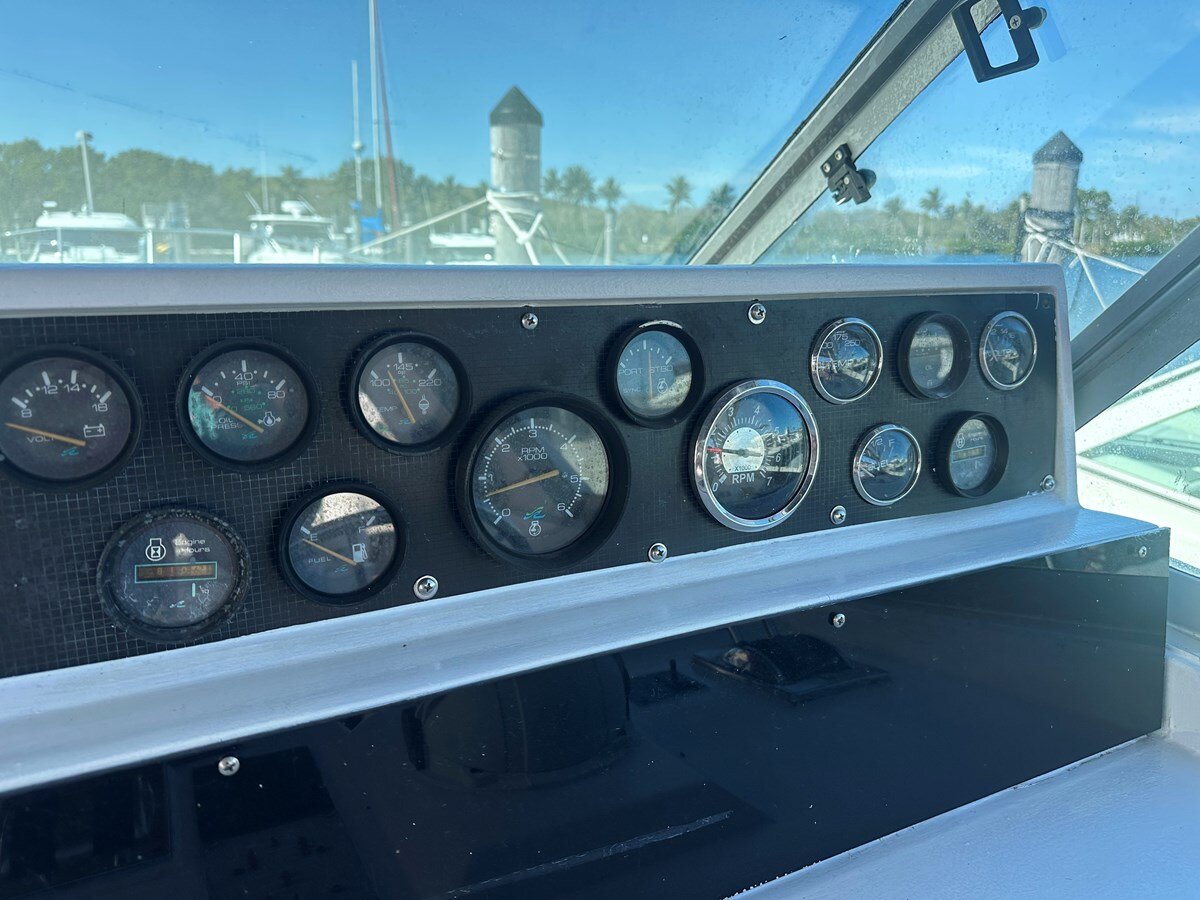 1987-sea-ray-41-811ae8