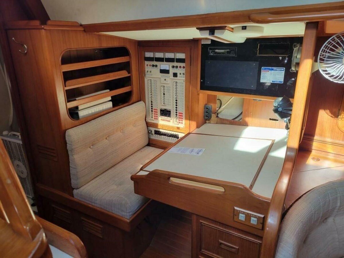 1988-hylas-44-2-42adfe