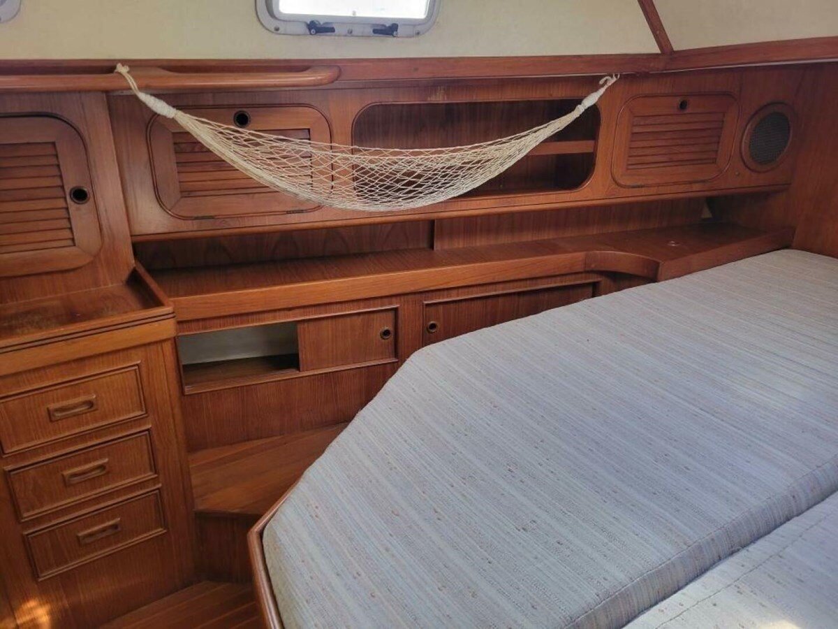 1988-hylas-44-2-42adfe