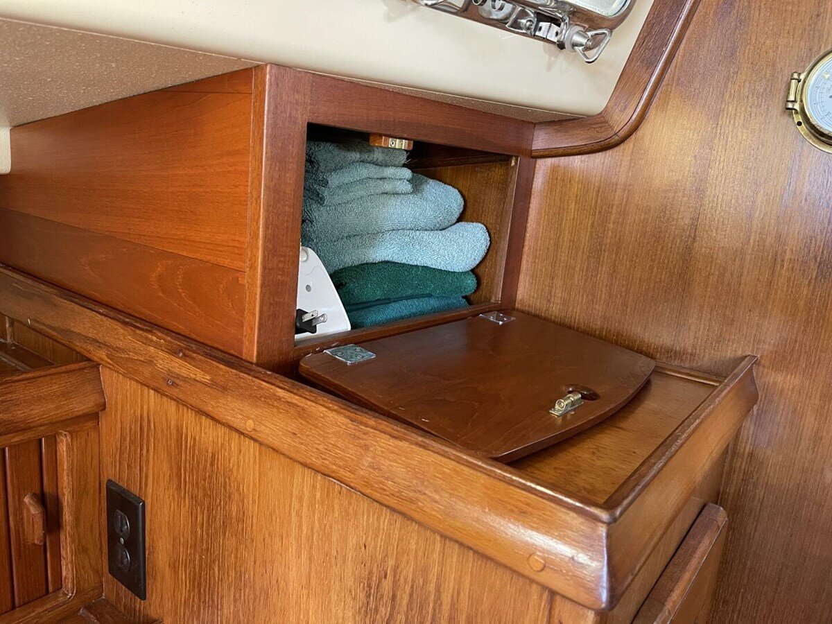 1988-island-packet-38-13e421