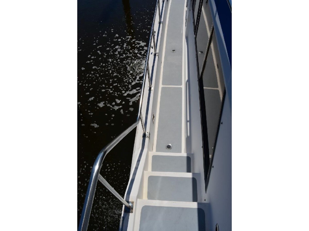 1988-marine-trader-46-6-7d8114