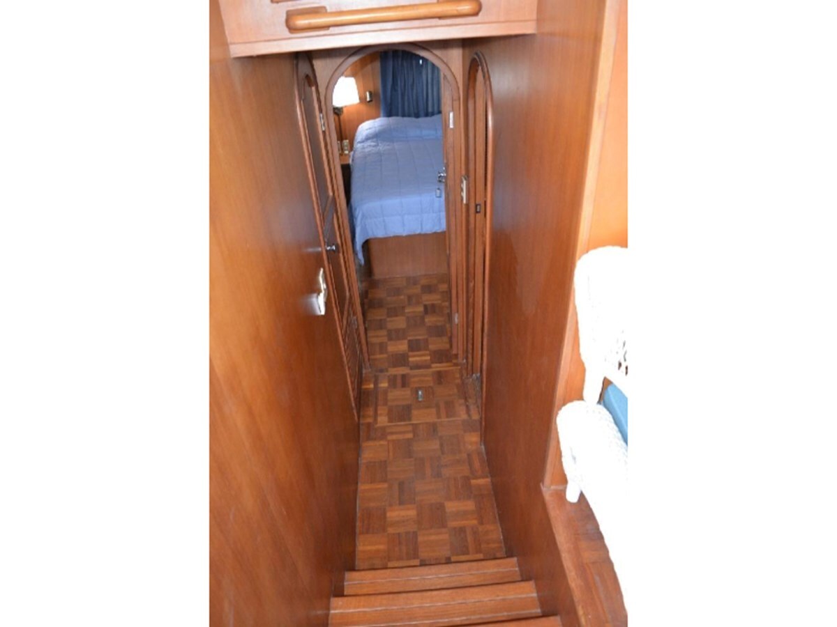 1988-marine-trader-46-6-7d8114